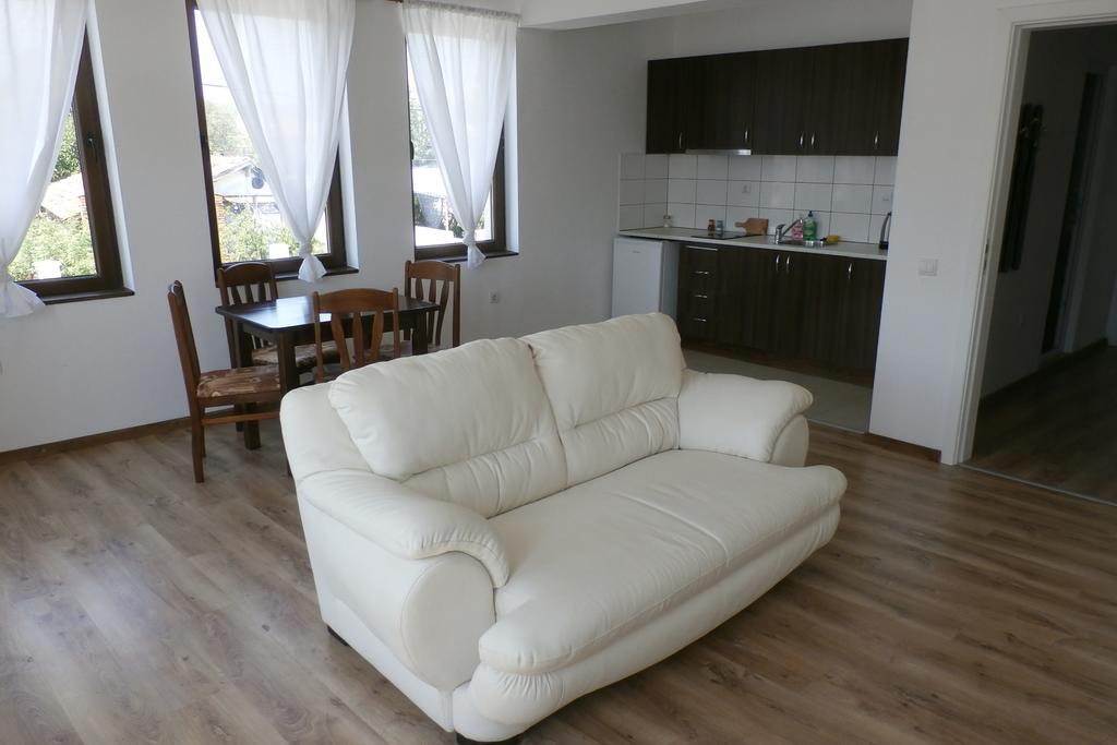 Aleksandrovo Apartments Extérieur photo