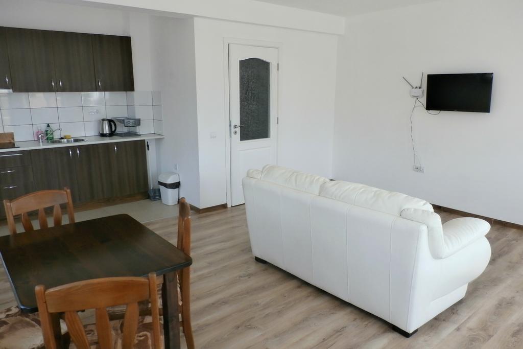 Aleksandrovo Apartments Extérieur photo